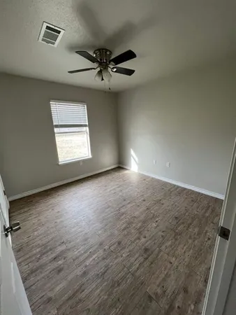 $1,550 | 301 Thornton Street, Merkel, TX 79536