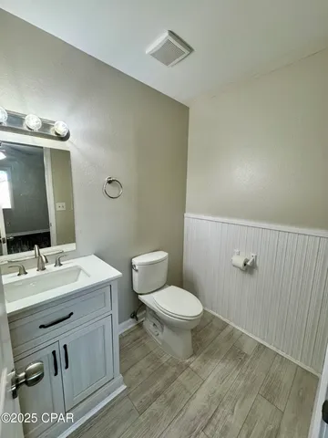 $2,300 | 1506 Pennsylvania Avenue, Lynn Haven, FL 32444