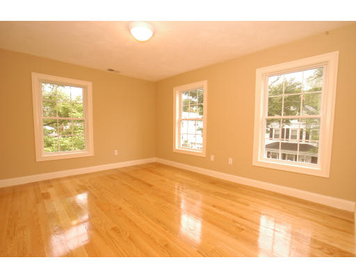 16 Howard Street, Unit B Canton, MA 02021 - Photo 5 of 11 Gallery Image 5