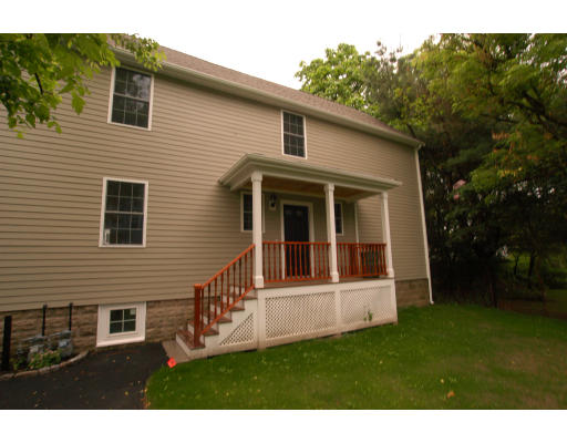 16 Howard Street, Unit B Canton, MA 02021 - Photo 9 of 11 Gallery Image 9