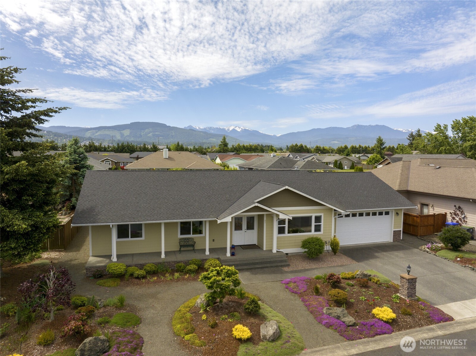 51 Nesting Place Sequim, WA 98382 - Photo 2 of 29 Gallery Image 2