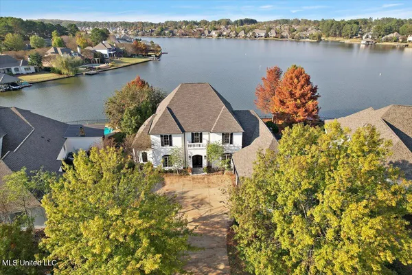 $1,359,000 | 109 Glenwood Bend, Madison, MS 39110
