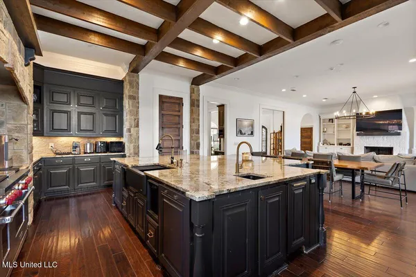 $1,359,000 | 109 Glenwood Bend, Madison, MS 39110