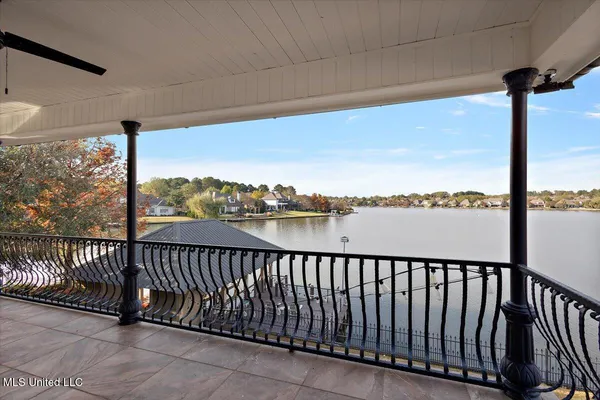 $1,359,000 | 109 Glenwood Bend, Madison, MS 39110