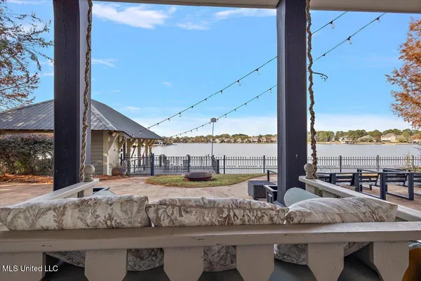 $1,359,000 | 109 Glenwood Bend, Madison, MS 39110