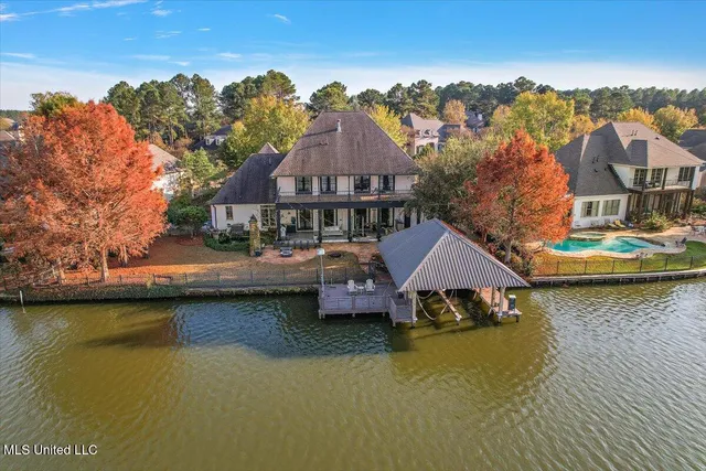 $1,340,000 | 109 Glenwood Bend, Madison, MS 39110