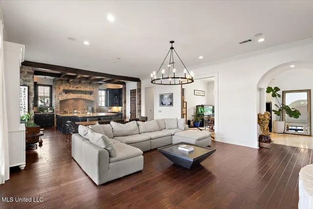 $1,340,000 | 109 Glenwood Bend, Madison, MS 39110