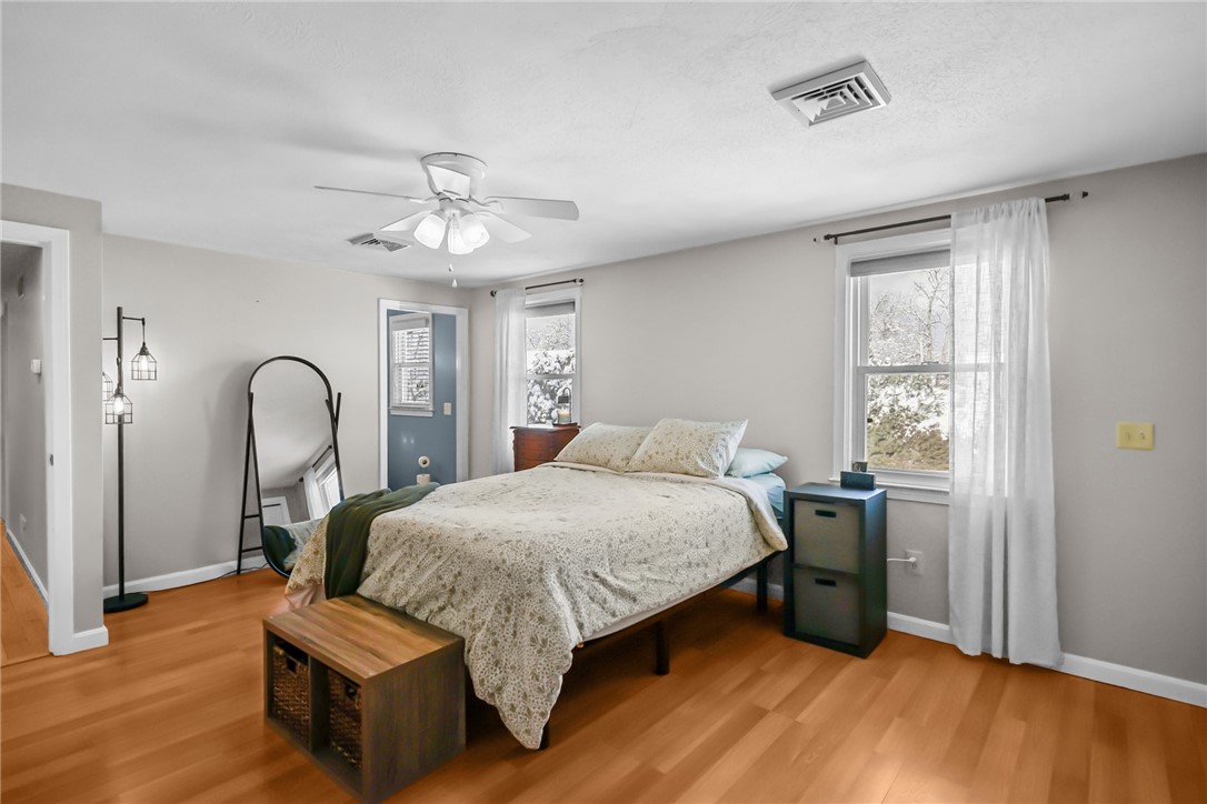 25 Janet Drive Cranston, RI 02921 - Photo 19 of 45