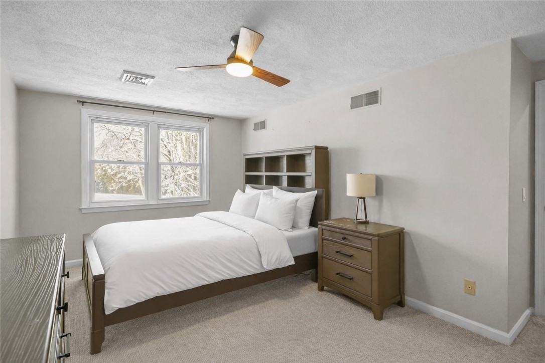 25 Janet Drive Cranston, RI 02921 - Photo 20 of 45