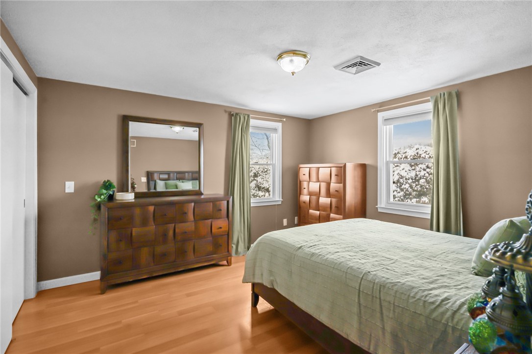 25 Janet Drive Cranston, RI 02921 - Photo 24 of 45