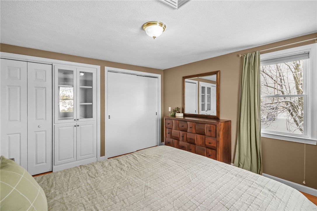 25 Janet Drive Cranston, RI 02921 - Photo 25 of 45