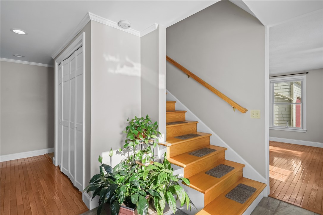 25 Janet Drive Cranston, RI 02921 - Photo 30 of 45