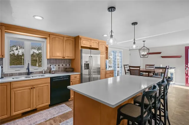 $725,000 | 25 Janet Drive, Cranston, RI 02921