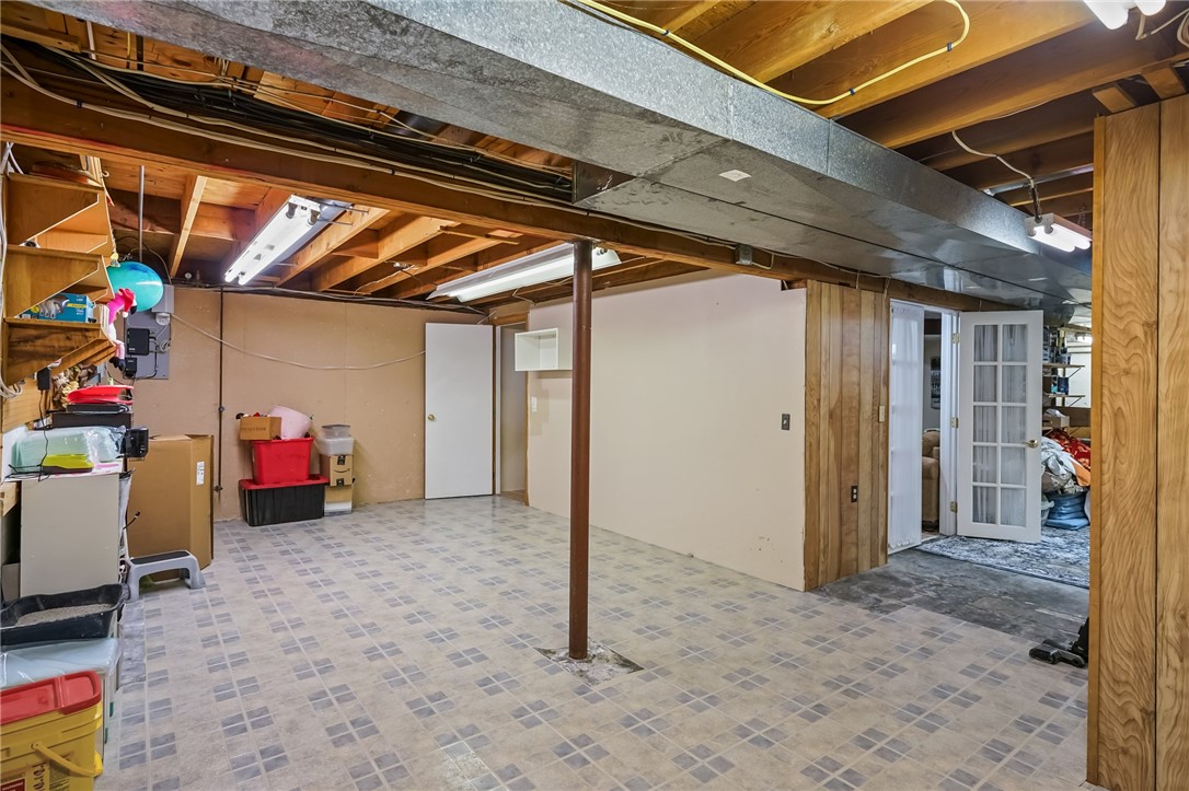 25 Janet Drive Cranston, RI 02921 - Photo 37 of 45