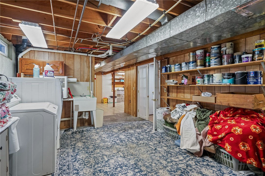 25 Janet Drive Cranston, RI 02921 - Photo 38 of 45