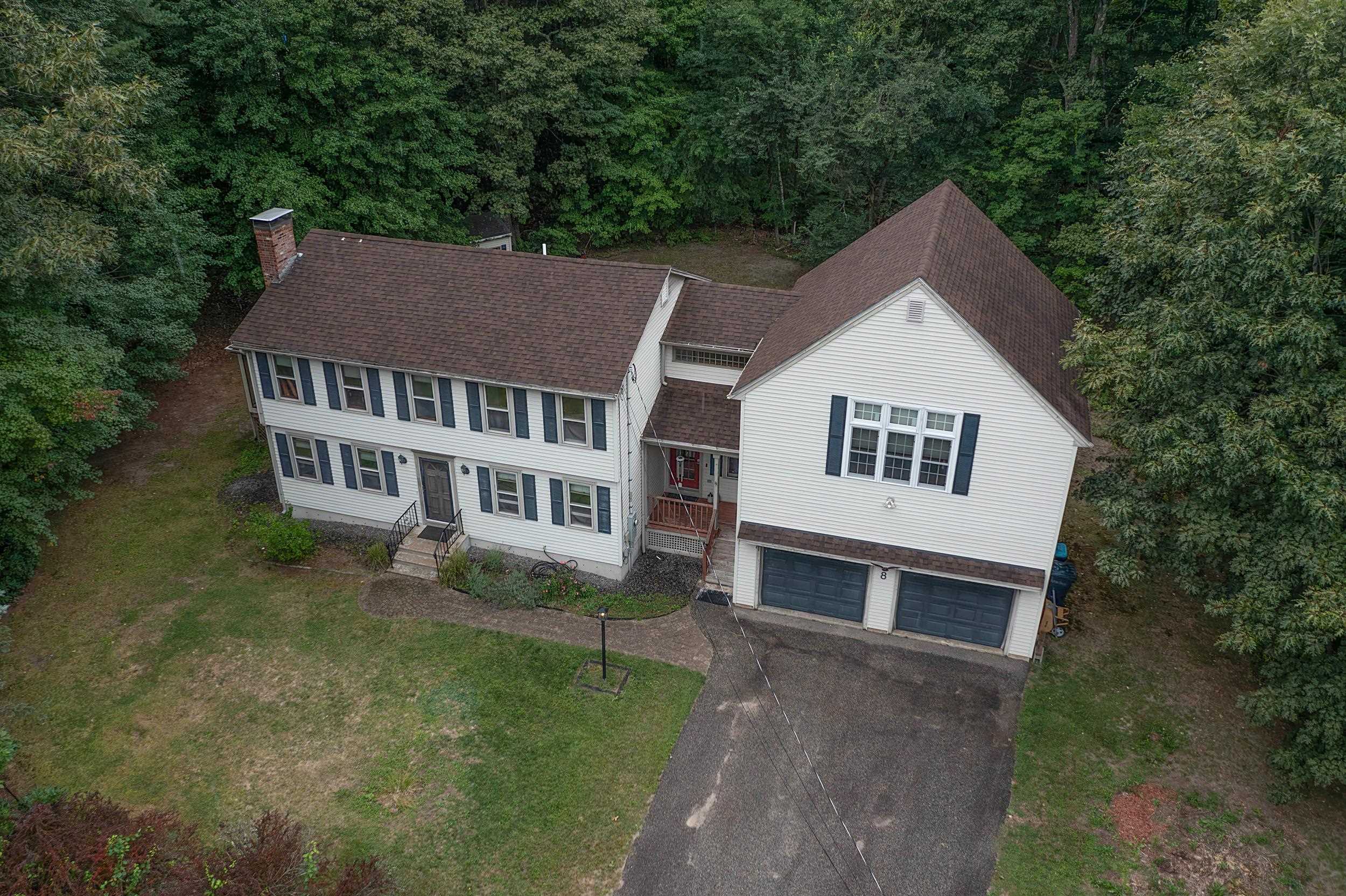 8 Raelynn Drive Derry, NH 03038 - Photo 2 of 27 Gallery Image 2