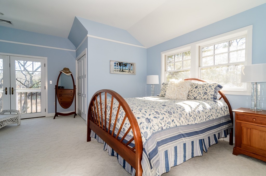 159 Claybrook Road Dover, MA 02030 - Photo 20 of 30 Gallery Image 20