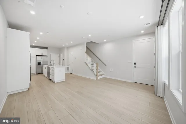 $4,650 | 7488 Backett Wood Terrace, McLean, VA 22102