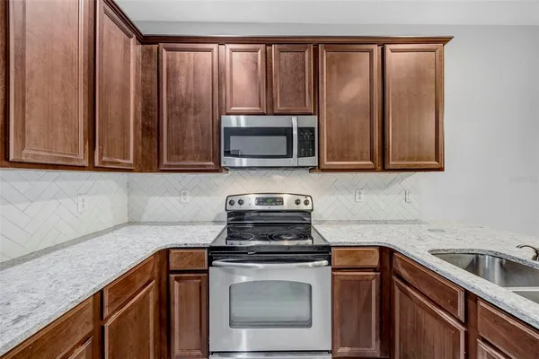 $2,250 | 6705 Holly Heath Drive, Riverview, FL 33578