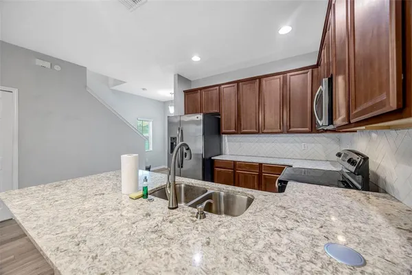 $2,250 | 6705 Holly Heath Drive, Riverview, FL 33578