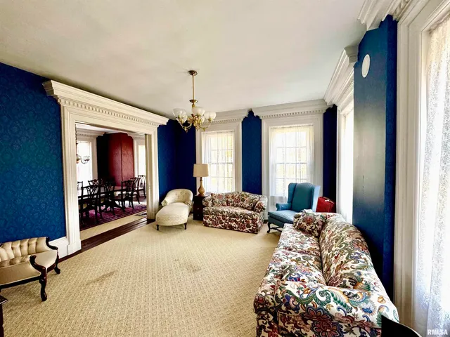 $149,900 | 110 East Jefferson Street, New Boston, IL 61272