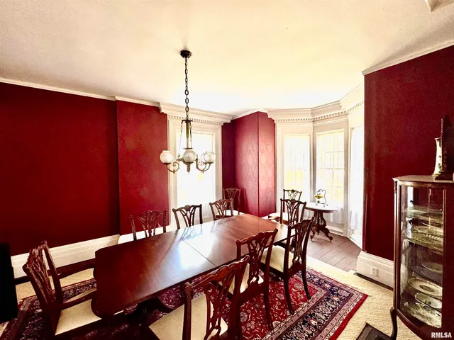 $149,900 | 110 East Jefferson Street, New Boston, IL 61272