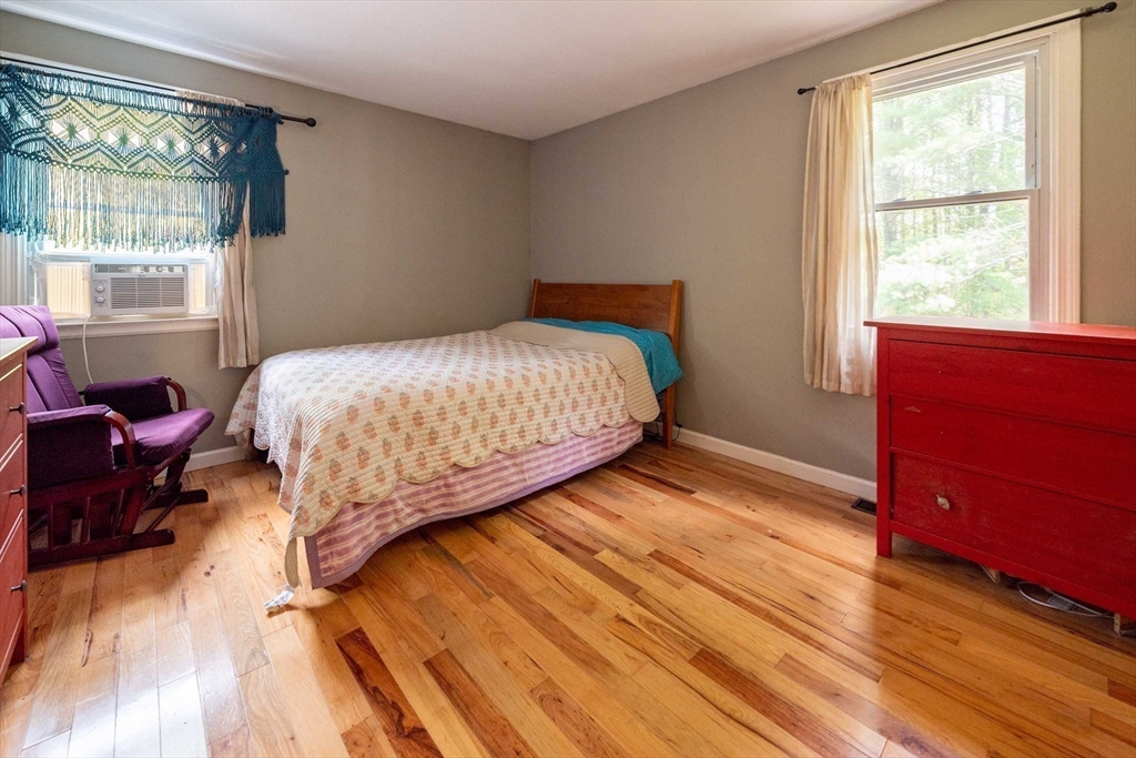 664 Bay Road Belchertown, MA 01007 - Photo 11 of 18