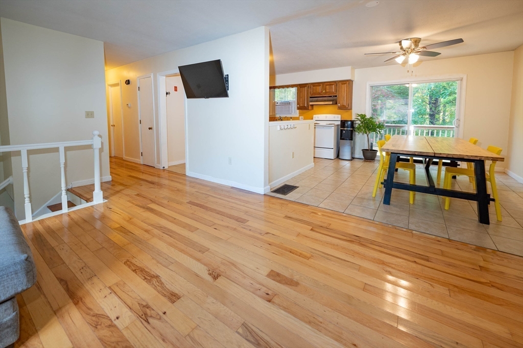 664 Bay Road Belchertown, MA 01007 - Photo 5 of 18