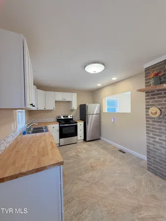 $1,450 | 542 Jersey Street, Kingsport, TN 37660