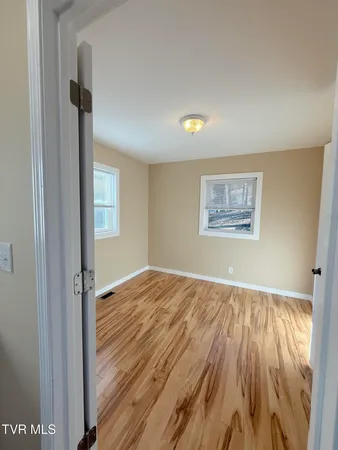 $1,450 | 542 Jersey Street, Kingsport, TN 37660