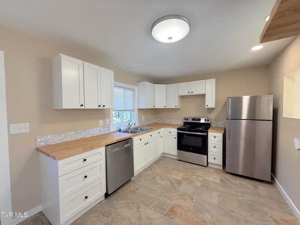 $1,450 | 542 Jersey Street, Kingsport, TN 37660