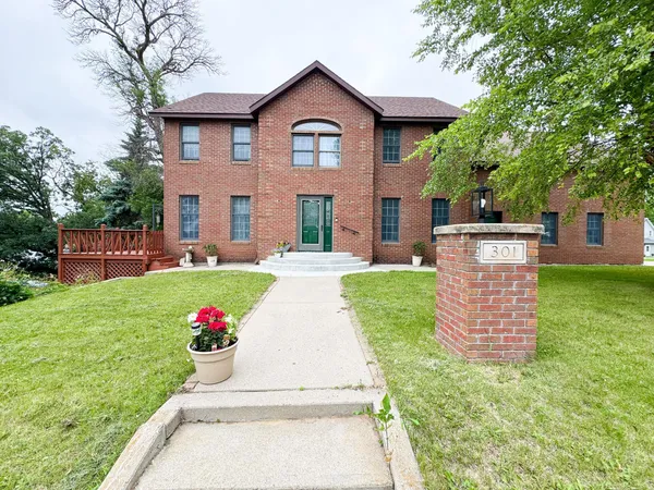 $350,000 | 301 4th Avenue Southeast, Pelican Rapids, MN 56572