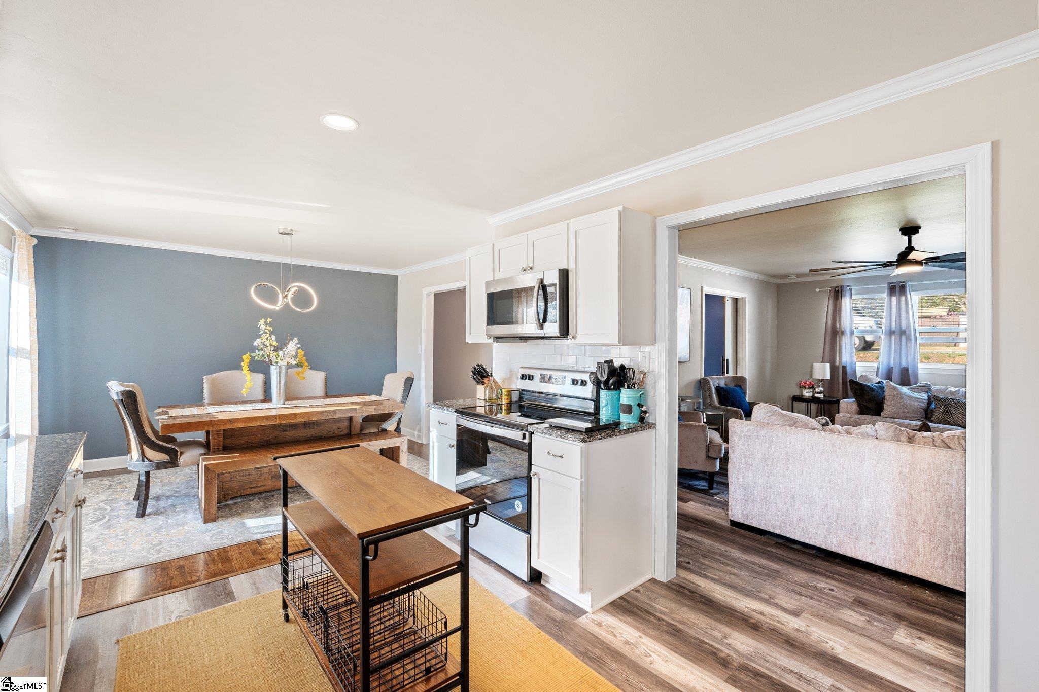307 Howell Road Greenville, SC 29615 - Photo 15 of 36 Gallery Image 15