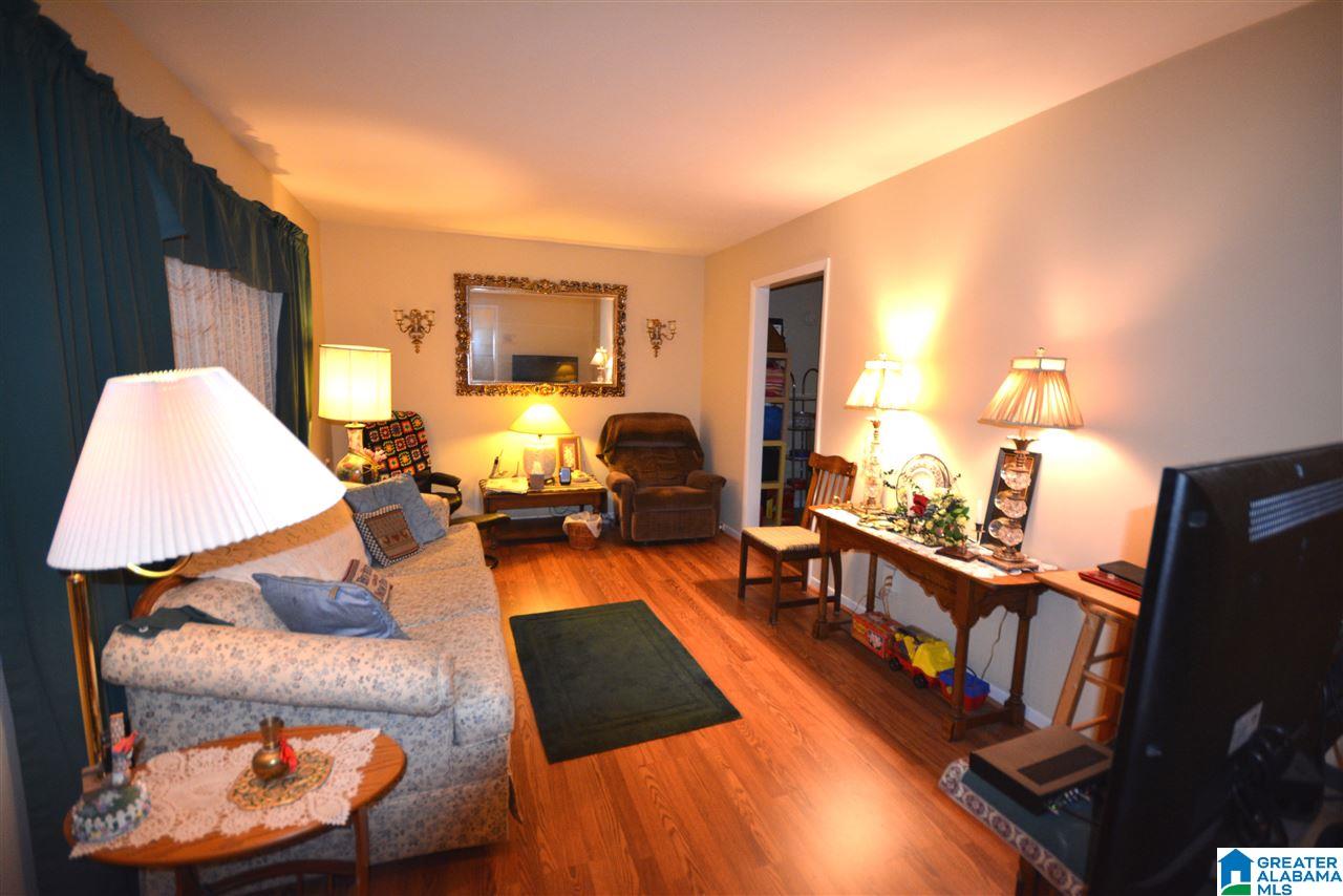209 Oak Road Anniston, AL 36206 - Photo 2 of 21