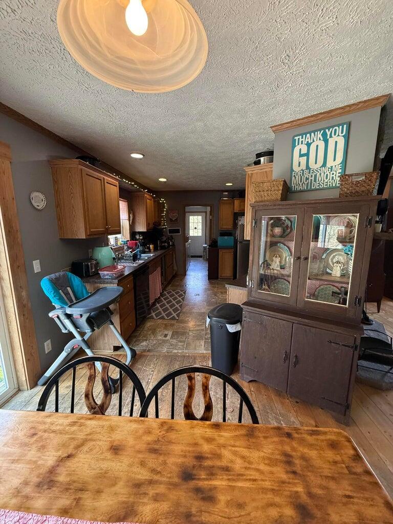 755 Slate Branch Road Crab Orchard, KY 40419 - Photo 5 of 20 20260416183324509535000000-o