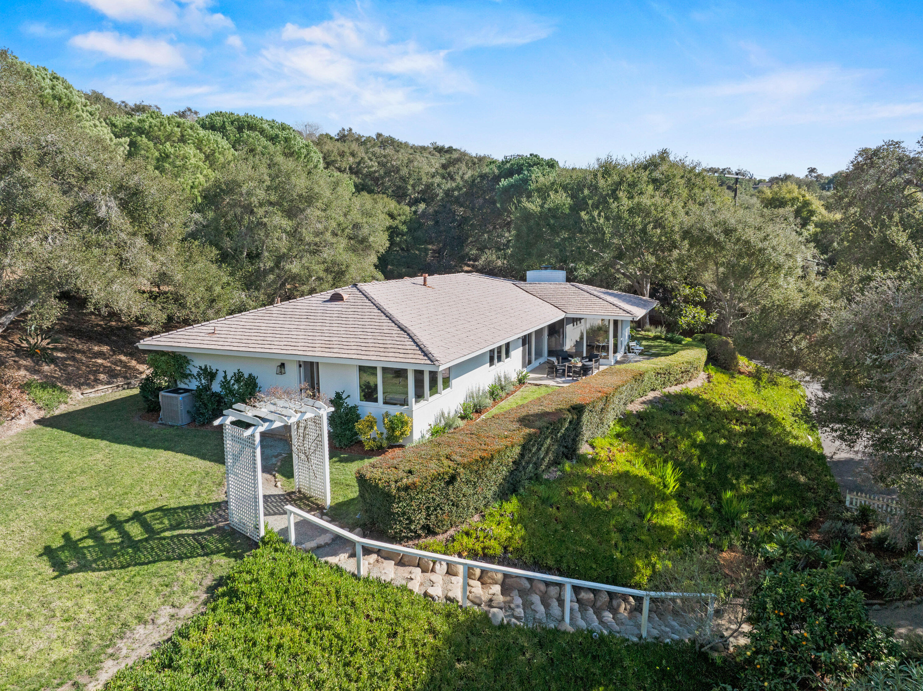 926 Canon Road Santa Barbara, CA 93110 - Photo 2 of 31 Aerial