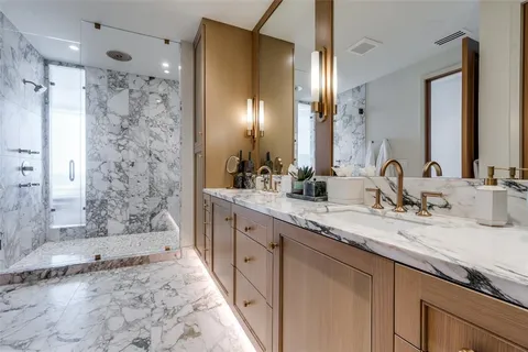 $2,500,000 | 2408 Victory Park Lane, Unit 1442, Dallas, TX 75219