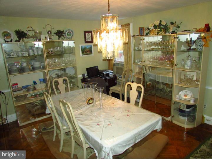7032 Georgian Road Philadelphia, PA 19138 - Photo 8 of 23 Dining Room