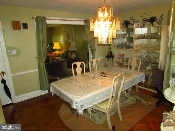 7032 Georgian Road Philadelphia, PA 19138 - Photo 9 of 23 Dining Room