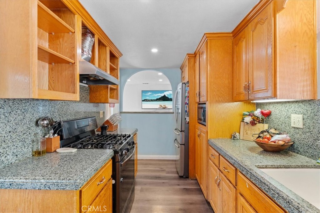 8727 Randolph Street Riverside, CA 92503 - Photo 13 of 37