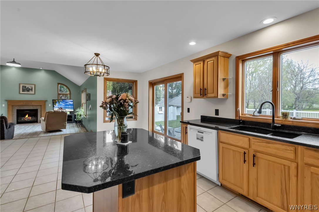 5435 Mapleton Road Lockport, NY 14094 - Photo 12 of 37