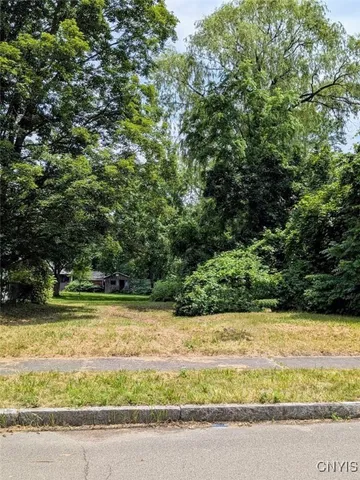 $8,000 | 722 German Street, Elmira, NY 14901