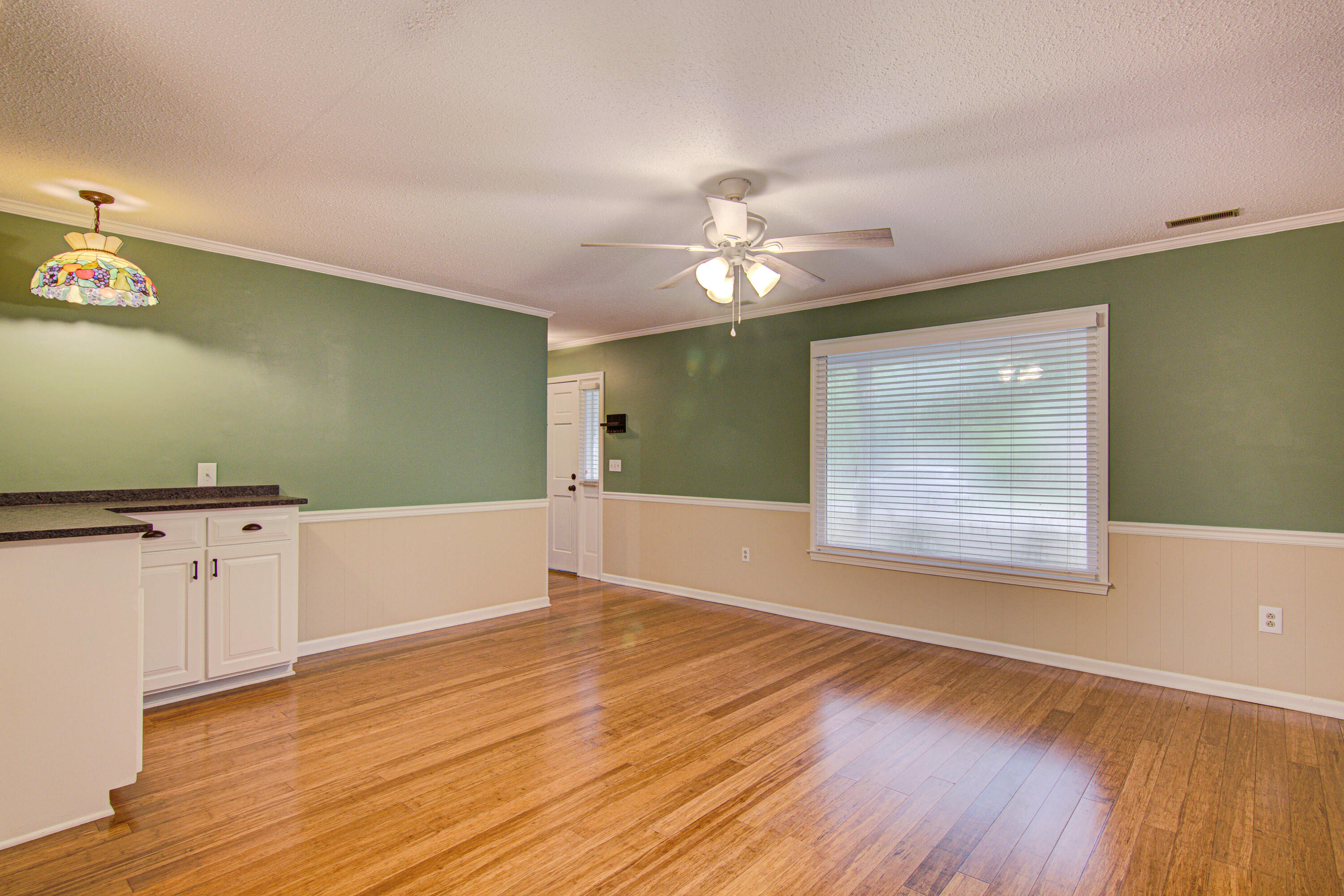 2315 Treetop Lane Sumter, SC 29154 - Photo 4 of 44 2315 Treetop-40