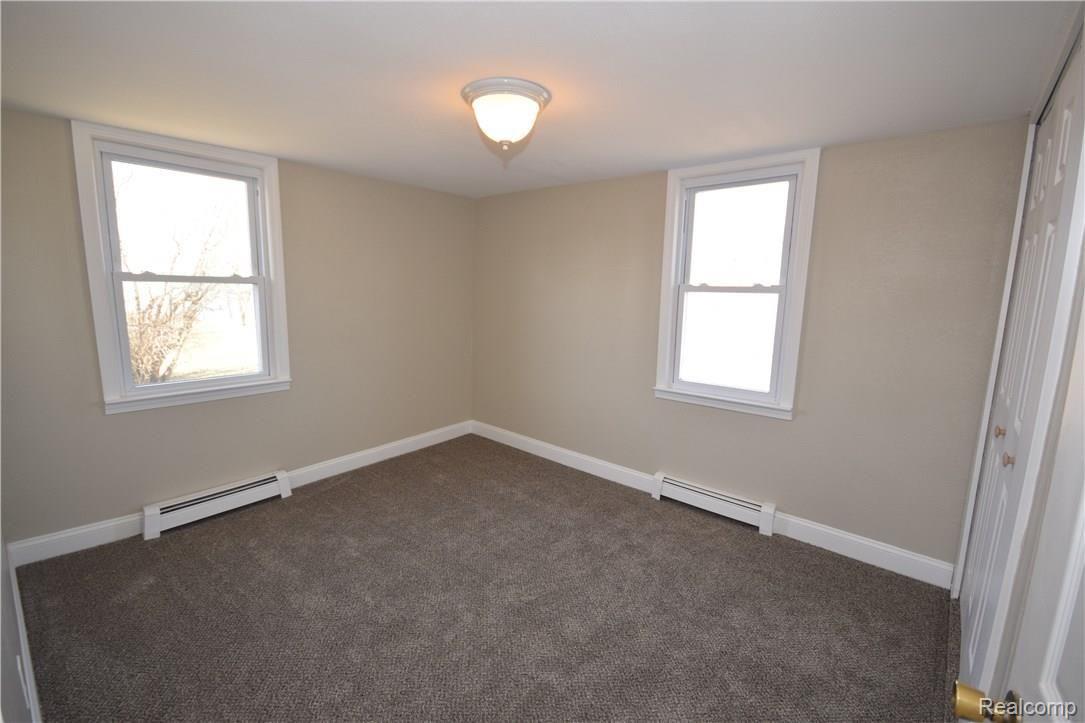 1026 South Morrish Road Flint, MI 48532 - Photo 8 of 18 DSC_0014.JPG
