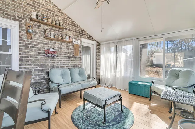 $379,500 | 211 Brailsford Road, Summerville, SC 29485