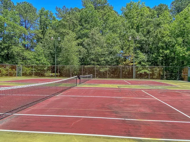 $379,500 | 211 Brailsford Road, Summerville, SC 29485