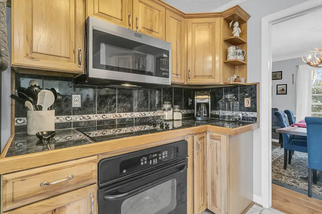 $379,500 | 211 Brailsford Road, Summerville, SC 29485