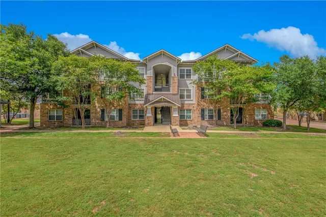 $189,000 | 1725 Harvey Mitchell Parkway South, Unit 2234, College Station, TX 77840