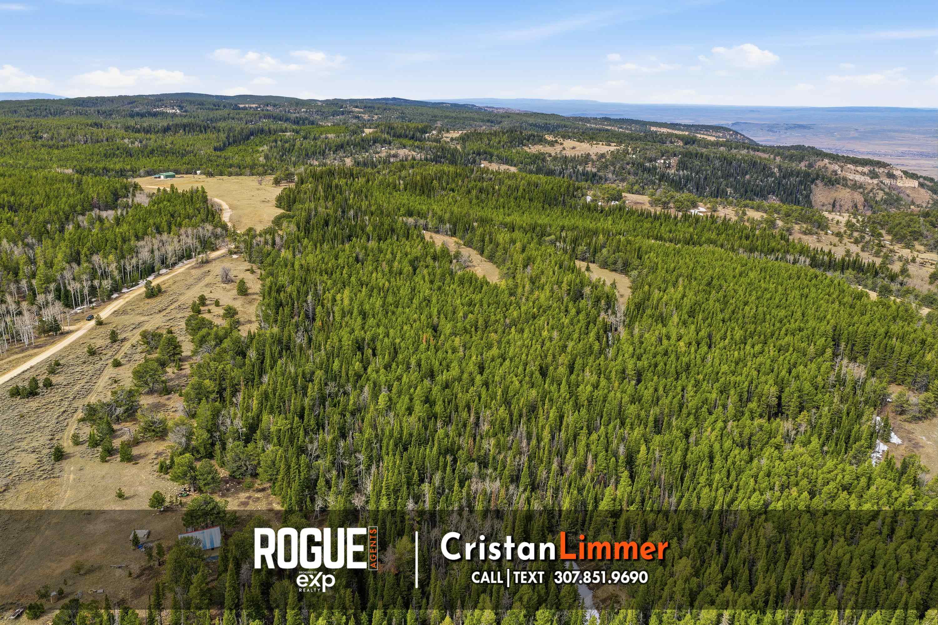 506 Country Road Casper, WY 82601 - Photo 2 of 17