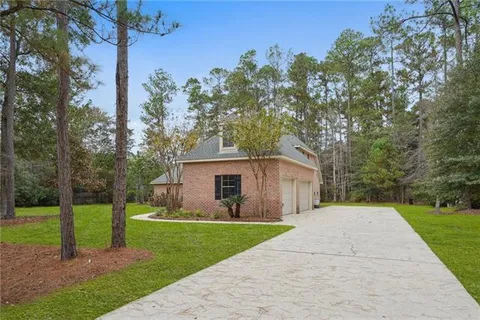 $450,000 | 30131 Bran Drive, Lacombe, LA 70445